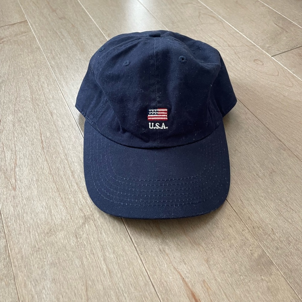 Brandy Melville USA Hat